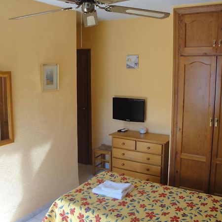 Hostal Cristina Дения Экстерьер фото